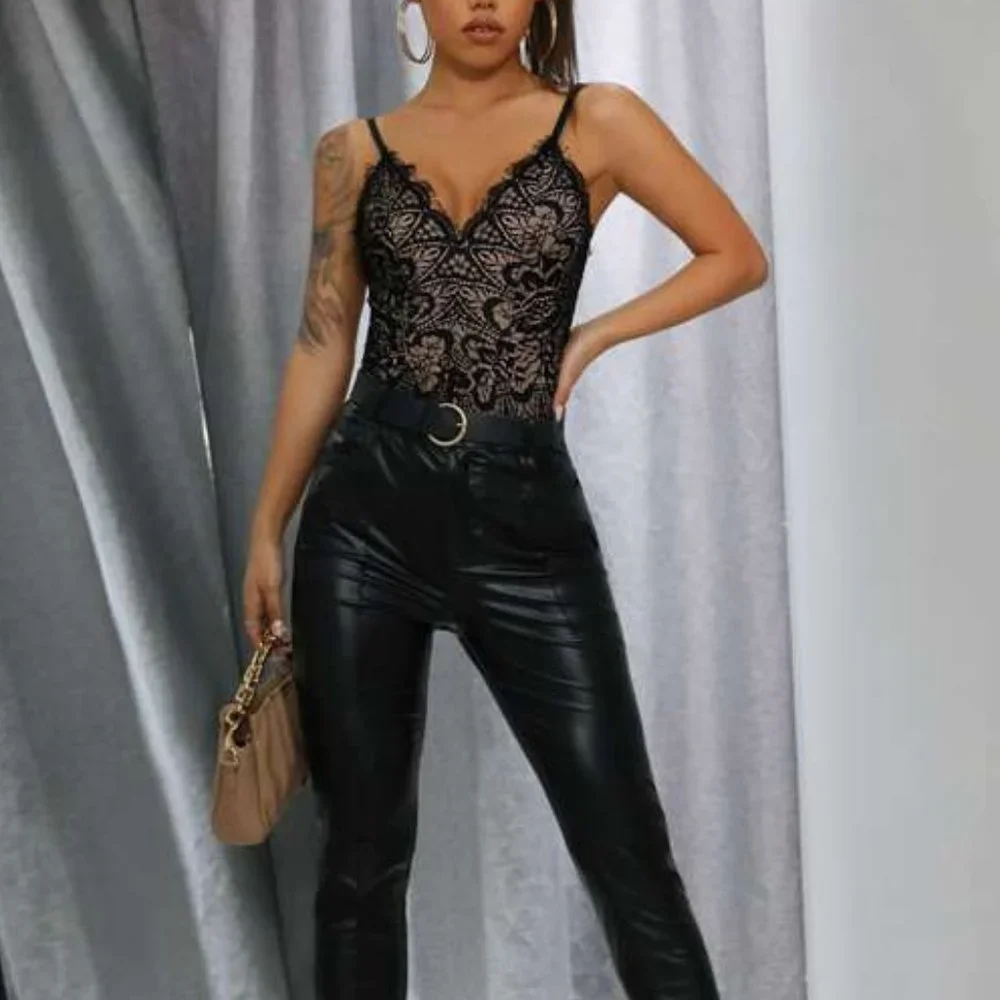 Sheer Lace Cami Bodysuit black - Picture 4 of 5